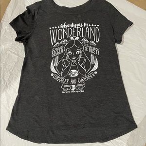 Disney Alice In Wonderland Tee SZ L